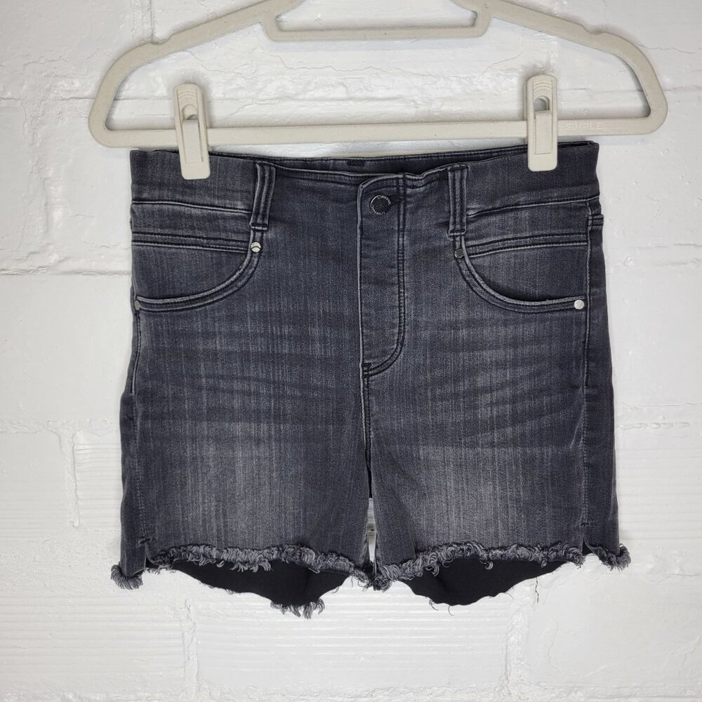 Liverpool Women's Size 8 Jean Shorts The Short Cut Off Gray